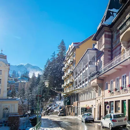 Splendid With Balcony